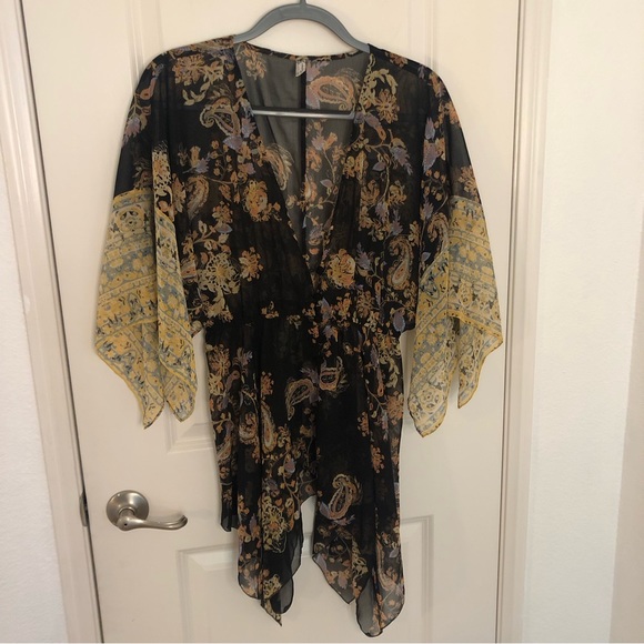 Free People Dream State Tunic Kimono Black Night Intimately small boho top - Picture 4 of 14